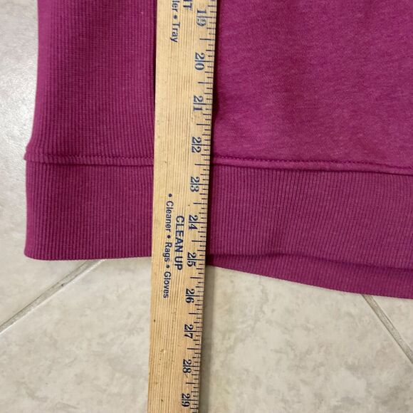 Carhartt Women's Relaxed Logo spell out Sleeve Graphic Sweatshirt Size M purple - Picture 8 of 11